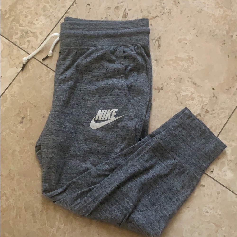 Nike joggers